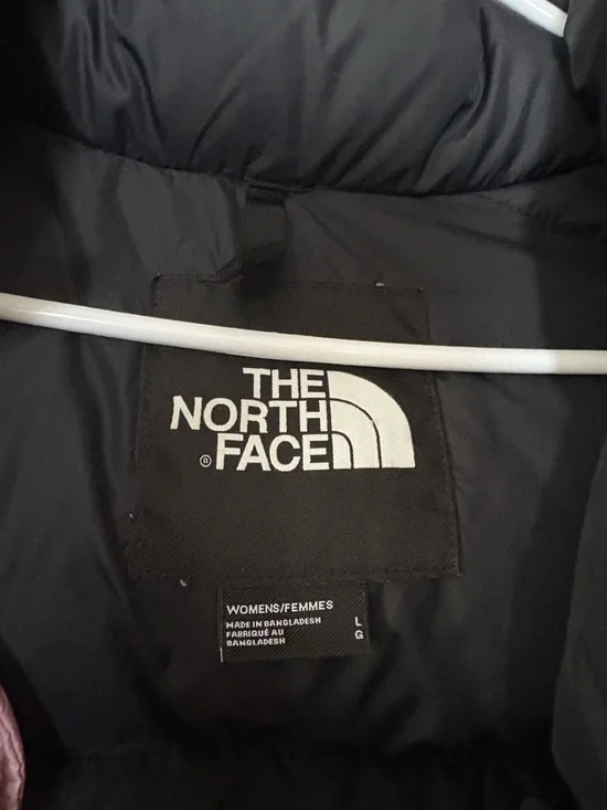 The North Face Black Insulated Jacket with White Logo - Picture 3 of 4